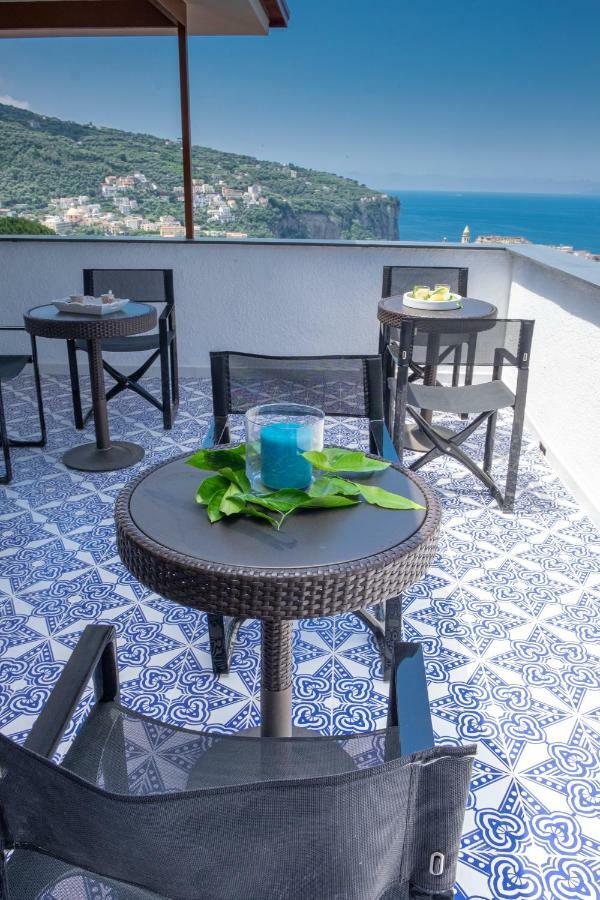 Appartamento In Villa Ariel Вико-Экуенсе Экстерьер фото
