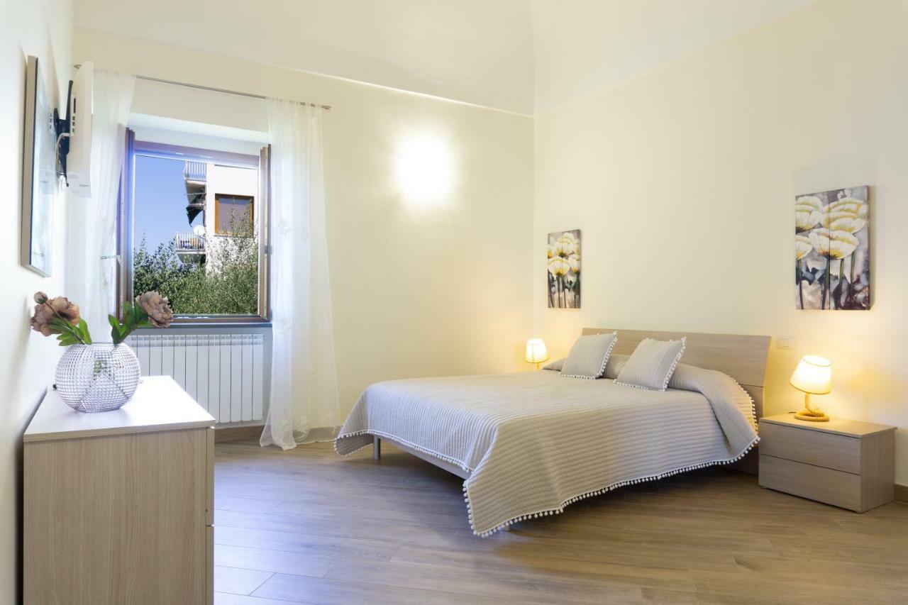 Appartamento In Villa Ariel Вико-Экуенсе Экстерьер фото